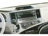 2012 Toyota Sienna LE AWD Controls