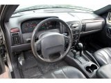 2000 Jeep Grand Cherokee Laredo 4x4 Dashboard