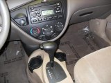 2002 Ford Focus SE Sedan Controls