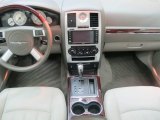 2009 Chrysler 300 C HEMI AWD Dashboard