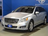 2011 Mercedes-Benz R 350 4Matic Front 3/4 View