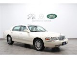 2007 White Chocolate Tri-Coat Lincoln Town Car Signature Limited #57095390