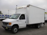 2004 Ford E Series Cutaway E350 Commercial Moving Truck Front 3/4 View
