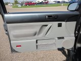 2003 Volkswagen New Beetle GL Coupe Door Panel