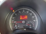 2010 Volkswagen New Beetle 2.5 Coupe Gauges