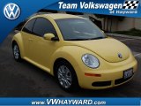 2010 Sunflower Yellow Volkswagen New Beetle 2.5 Coupe #57355570