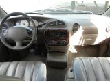 2000 Chrysler Town & Country Limited Dashboard