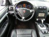 2004 Porsche Cayenne Tiptronic Dashboard