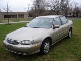 1998 Chevrolet Malibu Sedan Front 3/4 View