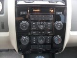 2010 Mazda Tribute i Sport Controls