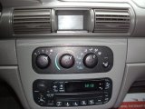 2004 Dodge Stratus SE Sedan Controls