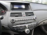 2009 Honda Accord LX Sedan Controls
