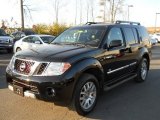 Super Black Nissan Pathfinder in 2008