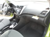2012 Hyundai Accent SE 5 Door Dashboard