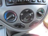2000 Ford Focus ZX3 Coupe Controls