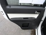 2009 Mercury Mariner VOGA Package 4WD Door Panel