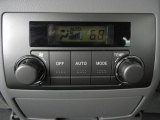2009 Toyota Highlander Hybrid Limited 4WD Controls