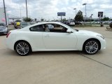 Moonlight White Infiniti G in 2011