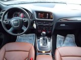 2011 Audi Q5 2.0T quattro Dashboard