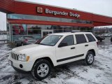 2005 Stone White Jeep Grand Cherokee Laredo 4x4 #5771425