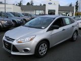 2012 Ford Focus S Sedan Front 3/4 View