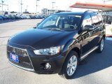 2012 Labrador Black Metallic Mitsubishi Outlander SE #57875351