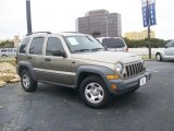 2006 Light Khaki Metallic Jeep Liberty Sport #57874301