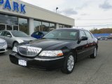 2011 Black Lincoln Town Car Signature Limited #58090223