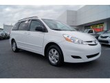 Arctic Frost Pearl Toyota Sienna in 2008