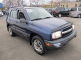 2002 Chevrolet Tracker 4WD Hard Top Front 3/4 View