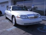 2005 Lincoln Town Car Vibrant White