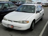 White Chevrolet Prizm in 2001