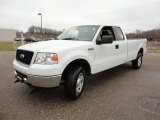 2006 Ford F150 XL SuperCab 4x4 Front 3/4 View