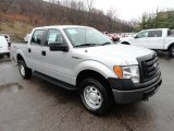 2011 Ford F150 XL SuperCrew 4x4 Front 3/4 View
