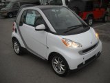 2009 Crystal White Smart fortwo passion coupe #58555392