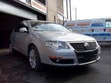 2010 Volkswagen Passat Komfort Sedan