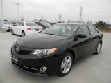 2012 Toyota Camry SE Data, Info and Specs