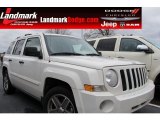 Stone White Jeep Patriot in 2007