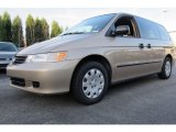 2001 Honda Odyssey LX Front 3/4 View