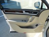 2012 Volkswagen Touareg TDI Lux 4XMotion Door Panel