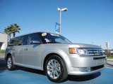 2011 Ford Flex Limited Front 3/4 View