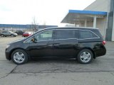 Crystal Black Pearl Honda Odyssey in 2012