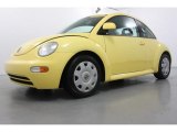 1998 Yellow Volkswagen New Beetle 2.0 Coupe #58914910