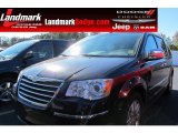 2009 Brilliant Black Crystal Pearl Chrysler Town & Country Limited #59026007