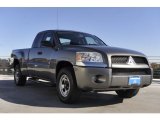 2008 Mitsubishi Raider LS Extended Cab