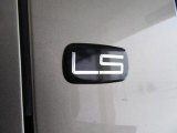 2000 Chevrolet Suburban 1500 LS 4x4 Marks and Logos