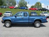 2004 Dodge Dakota SXT Club Cab 4x4 Exterior