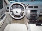 2008 Chevrolet Suburban 1500 LS Dashboard
