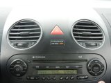 2010 Volkswagen New Beetle 2.5 Coupe Audio System
