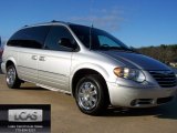 2005 Bright Silver Metallic Chrysler Town & Country Limited #59243134